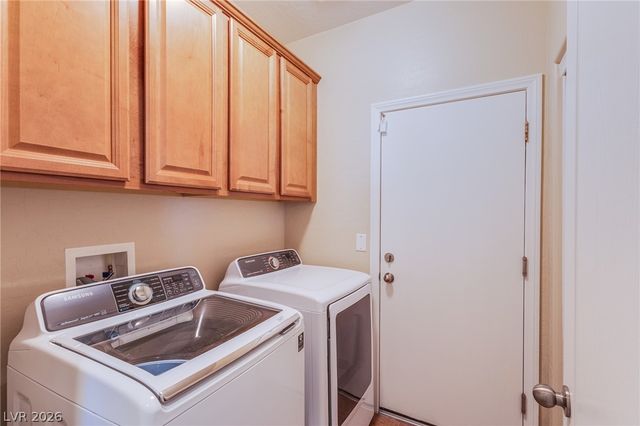 10119 Amana Oaks Avenue, Las Vegas, NV 89166