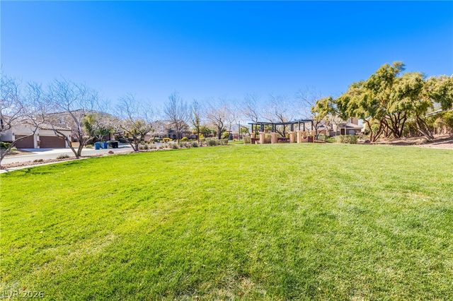 10119 Amana Oaks Avenue, Las Vegas, NV 89166