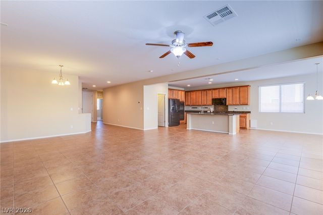 10119 Amana Oaks Avenue, Las Vegas, NV 89166