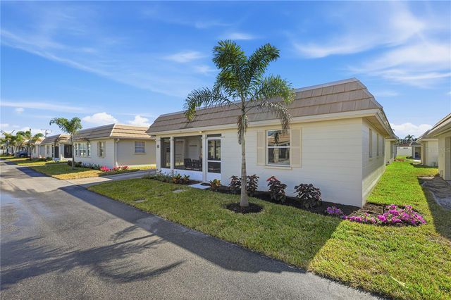 6150 MIDNIGHT PASS ROAD 13, Sarasota, FL 34242