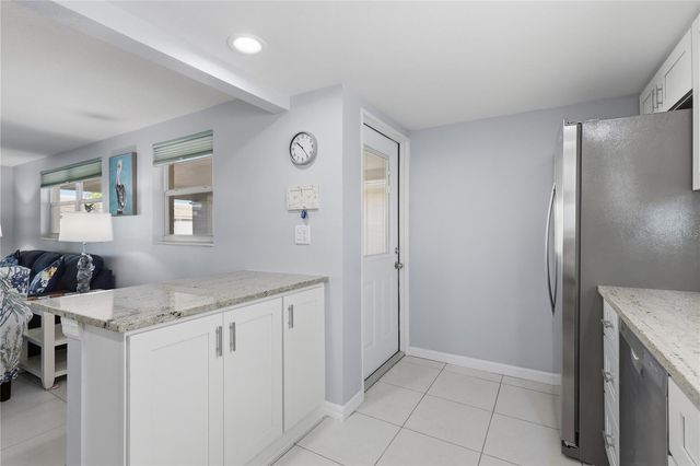 6150 MIDNIGHT PASS ROAD 13, Sarasota, FL 34242