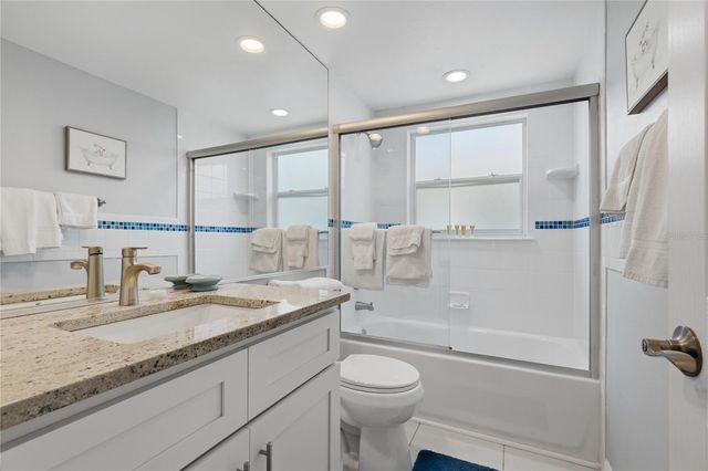 6150 MIDNIGHT PASS ROAD 13, Sarasota, FL 34242