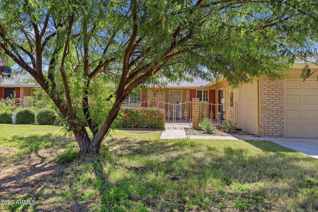 9907 W Spruce Drive, Sun City, AZ 85351 — photo 2