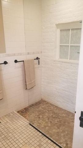 2536 Old Glenview Road, Wilmette, IL 60091