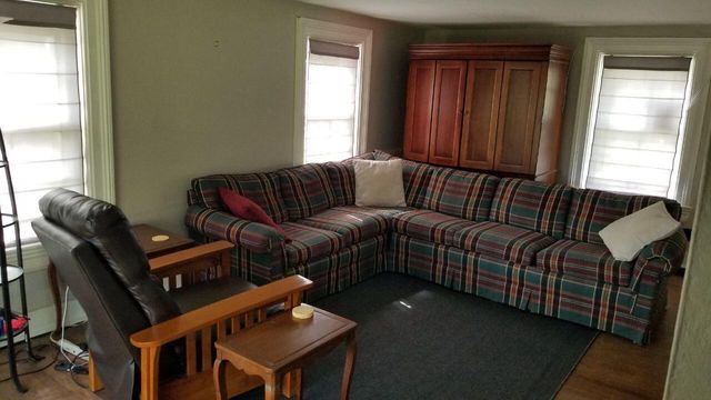 2536 Old Glenview Road, Wilmette, IL 60091