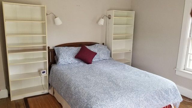 2536 Old Glenview Road, Wilmette, IL 60091