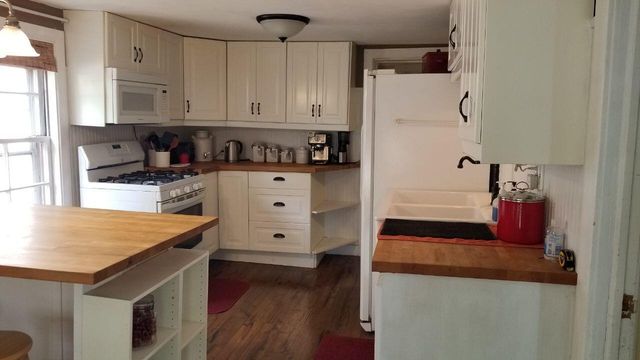 2536 Old Glenview Road, Wilmette, IL 60091