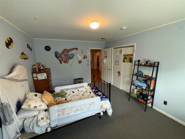 29 Eastview Drive, Valhalla, NY 10595