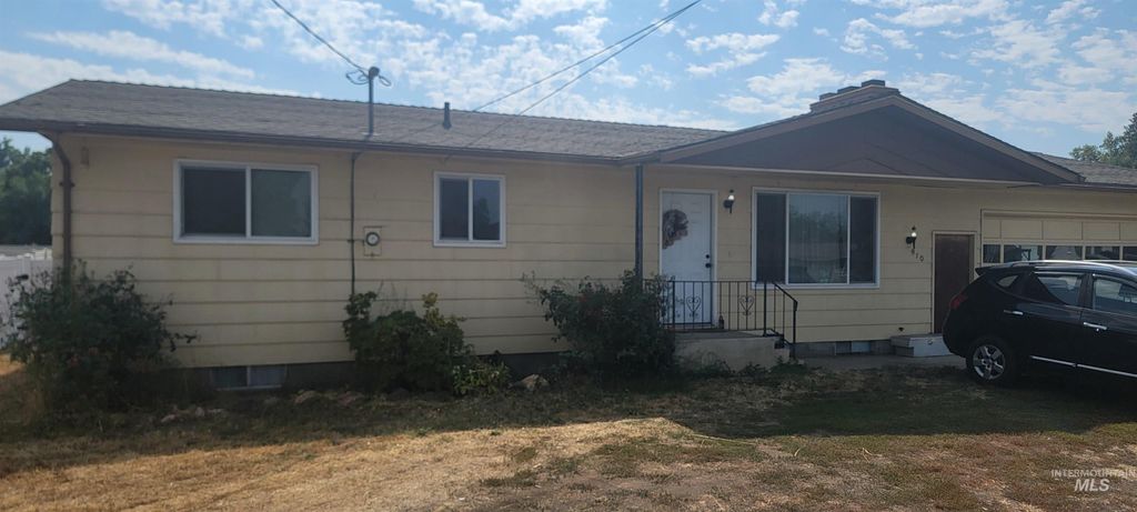 910 Bryden Ave, Lewiston, ID 83501