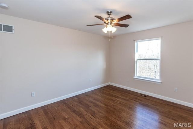 1010 Winter Lake Drive, Fenton, MO 63026