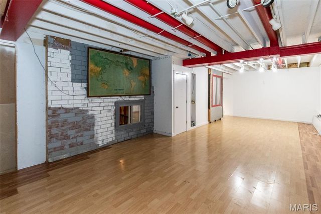 1010 Winter Lake Drive, Fenton, MO 63026