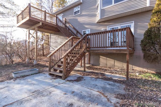 1010 Winter Lake Drive, Fenton, MO 63026