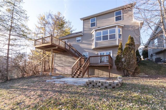 1010 Winter Lake Drive, Fenton, MO 63026