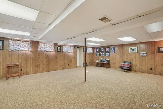 1529 Woodroyal East Drive, Chesterfield, MO 63017