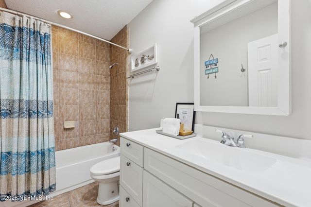 534 12TH Avenue N, Jacksonville Beach, FL 32250