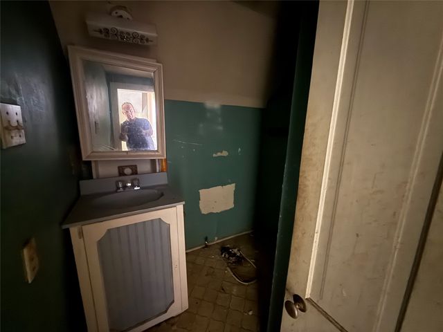 125 N Washington Street, Farmersville, TX 75442