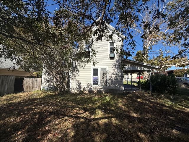 125 N Washington Street, Farmersville, TX 75442