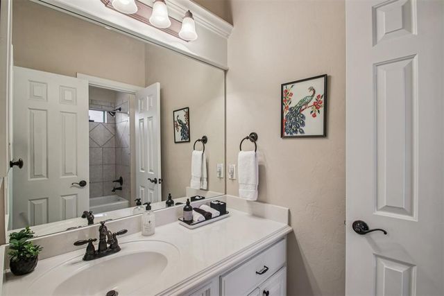 6705 NW 118th Street, Oklahoma City, OK 73162