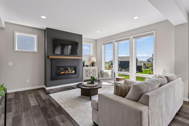 5435 Gestach Lane, Victoria, MN 55386
