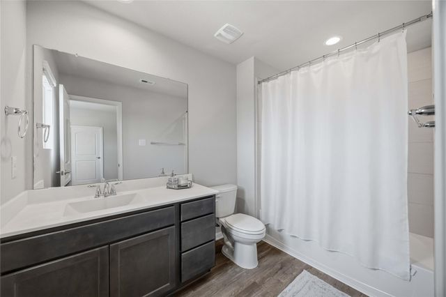 488 Westlake Landing, Conroe, TX 77304