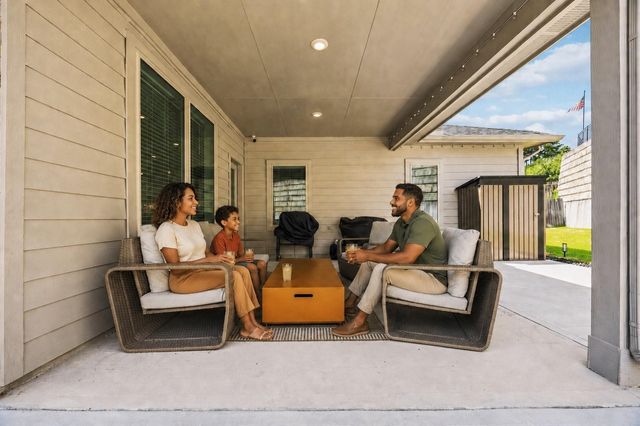 488 Westlake Landing, Conroe, TX 77304