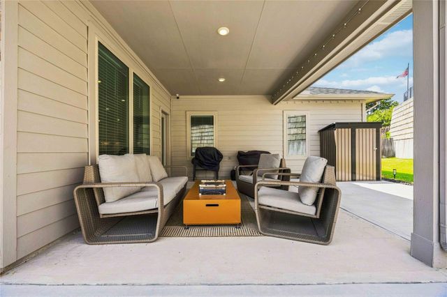 488 Westlake Landing, Conroe, TX 77304