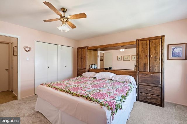 407 HANCOCK CT, North Wales, PA 19454