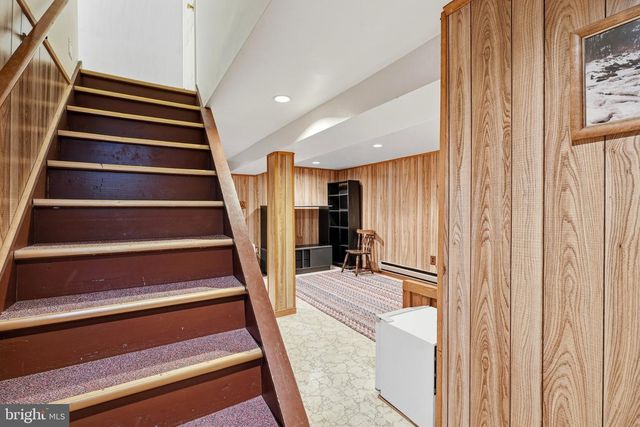 407 HANCOCK CT, North Wales, PA 19454