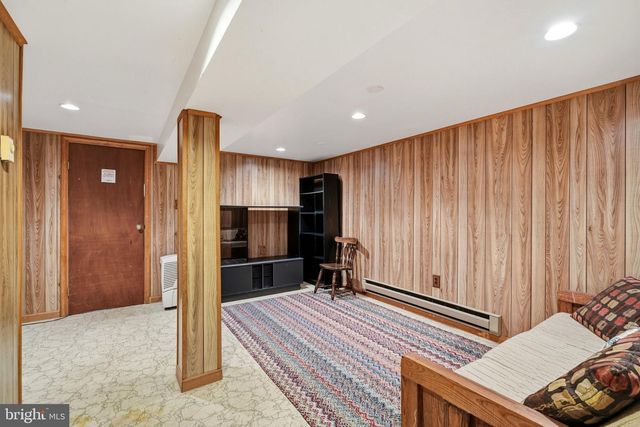 407 HANCOCK CT, North Wales, PA 19454