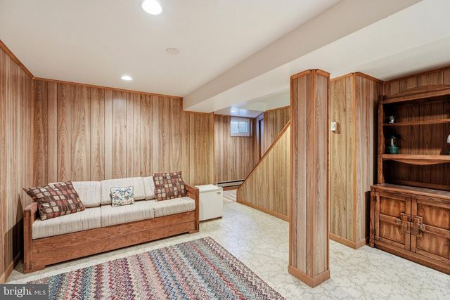 407 HANCOCK CT, North Wales, PA 19454