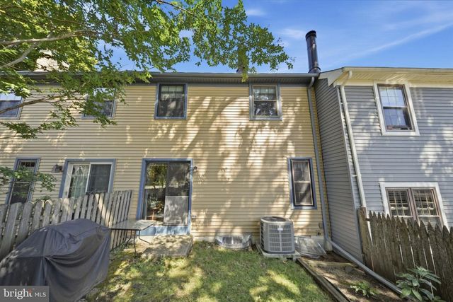 407 HANCOCK CT, North Wales, PA 19454