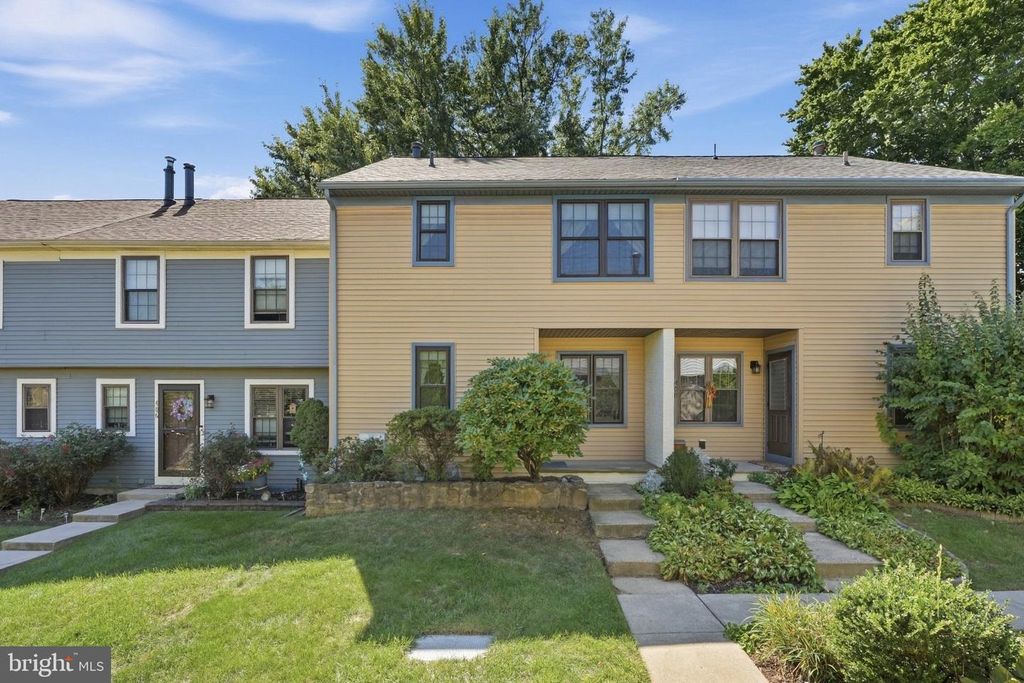 407 HANCOCK CT, North Wales, PA 19454