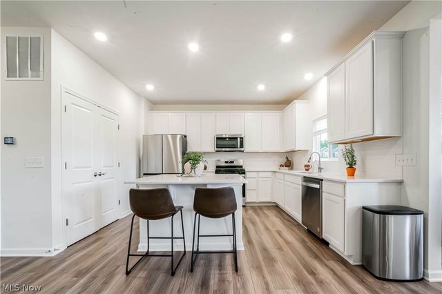 12577 Challenge Way, Columbia Station, OH 44028
