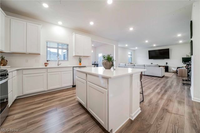 12577 Challenge Way, Columbia Station, OH 44028
