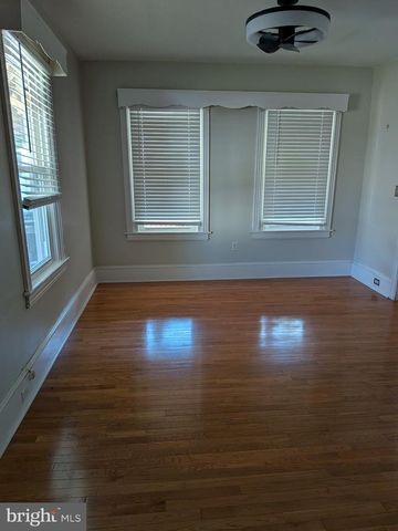23 KNOX AVE, Berwyn, PA 19312