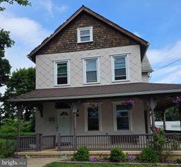 23 KNOX AVE, Berwyn, PA 19312