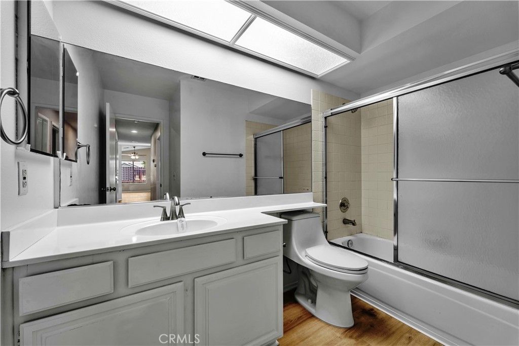 Image 11 of property listing at 5125 Ruby Court, Quartz Hill, CA 93536