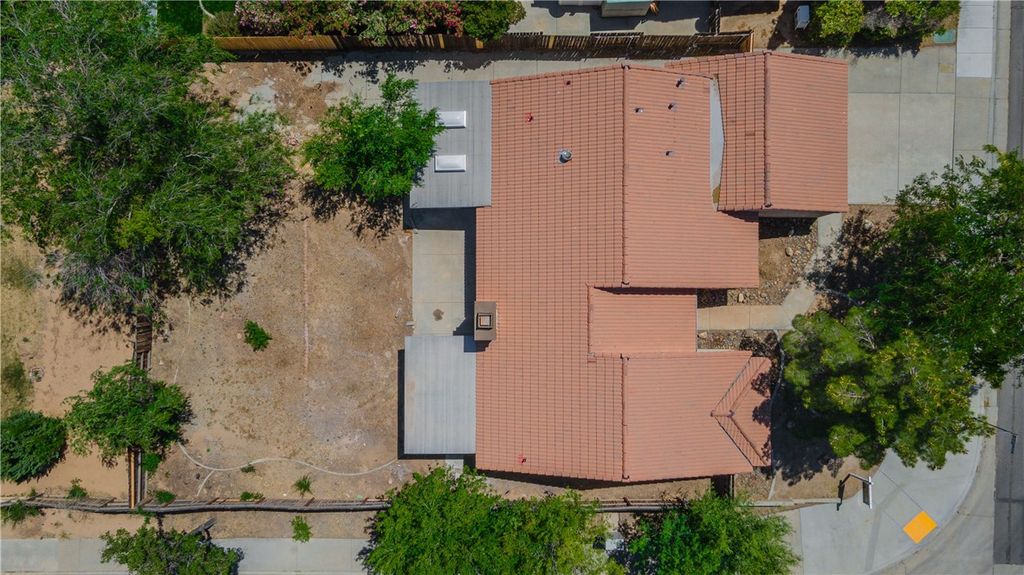 Image 24 of property listing at 5125 Ruby Court, Quartz Hill, CA 93536