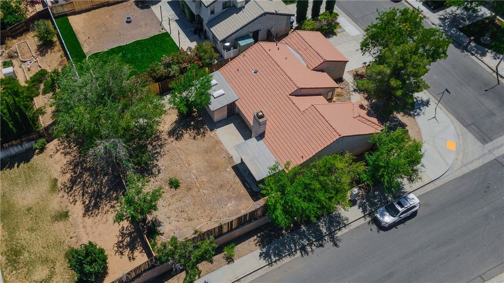 Image 25 of property listing at 5125 Ruby Court, Quartz Hill, CA 93536