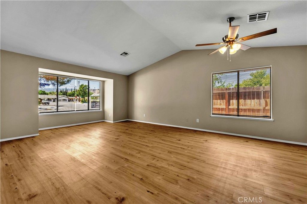 Image 7 of property listing at 5125 Ruby Court, Quartz Hill, CA 93536