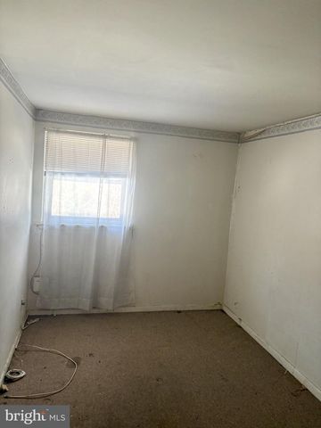 2727 CRANSTON RD, Philadelphia, PA 19131