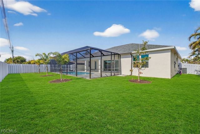 1140 SE 33rd ST, Cape Coral, FL 33904