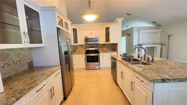 759 NW 161st Ave 0, Pembroke Pines, FL 33028