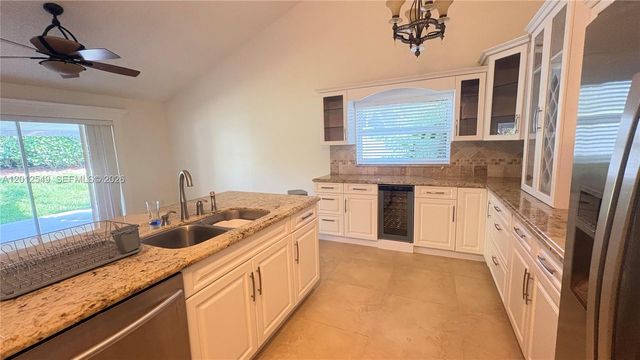759 NW 161st Ave 0, Pembroke Pines, FL 33028