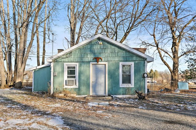 4917 Wayside Drive, Mchenry, IL 60051