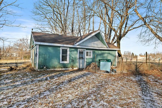4917 Wayside Drive, Mchenry, IL 60051