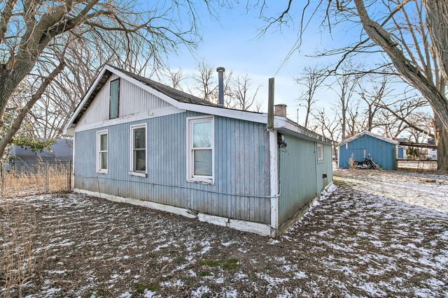 4917 Wayside Drive, Mchenry, IL 60051