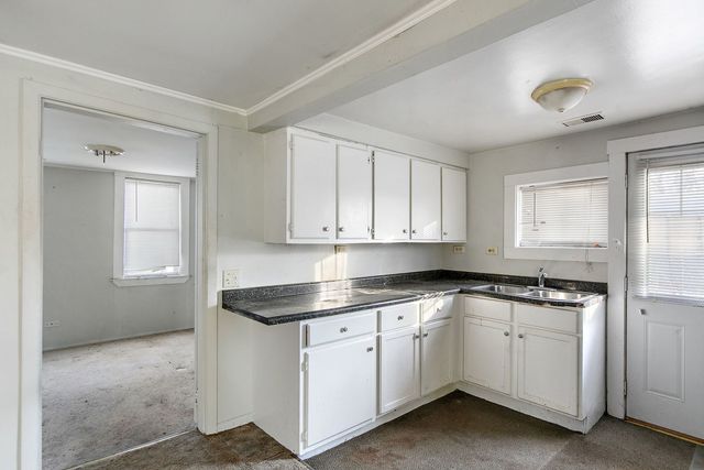 4917 Wayside Drive, Mchenry, IL 60051