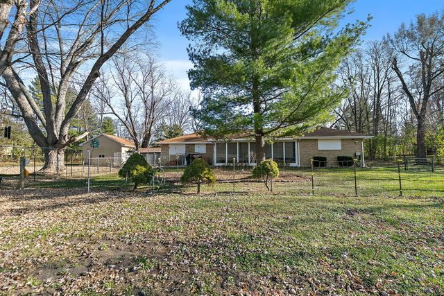4917 Wayside Drive, Mchenry, IL 60051