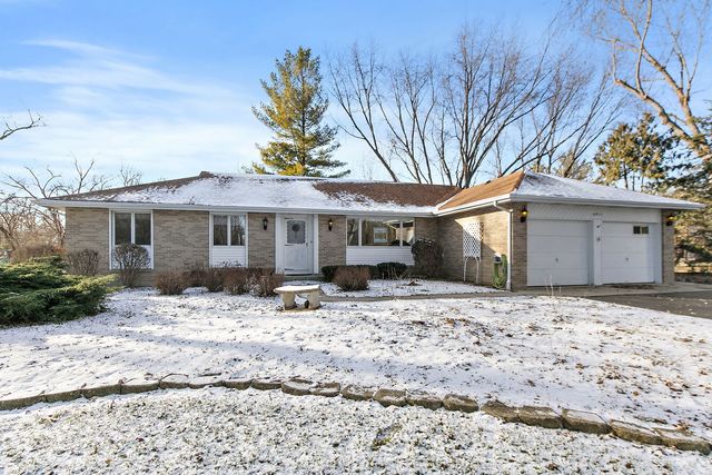 4917 Wayside Drive, Mchenry, IL 60051